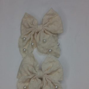 beige embellished bow hair clips 01 1.jpg